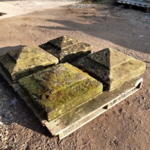 Double Detail Pyramid Pillar Caps