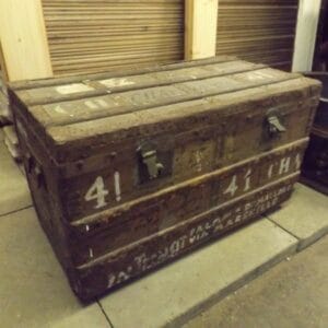 Brown Trunk '41'