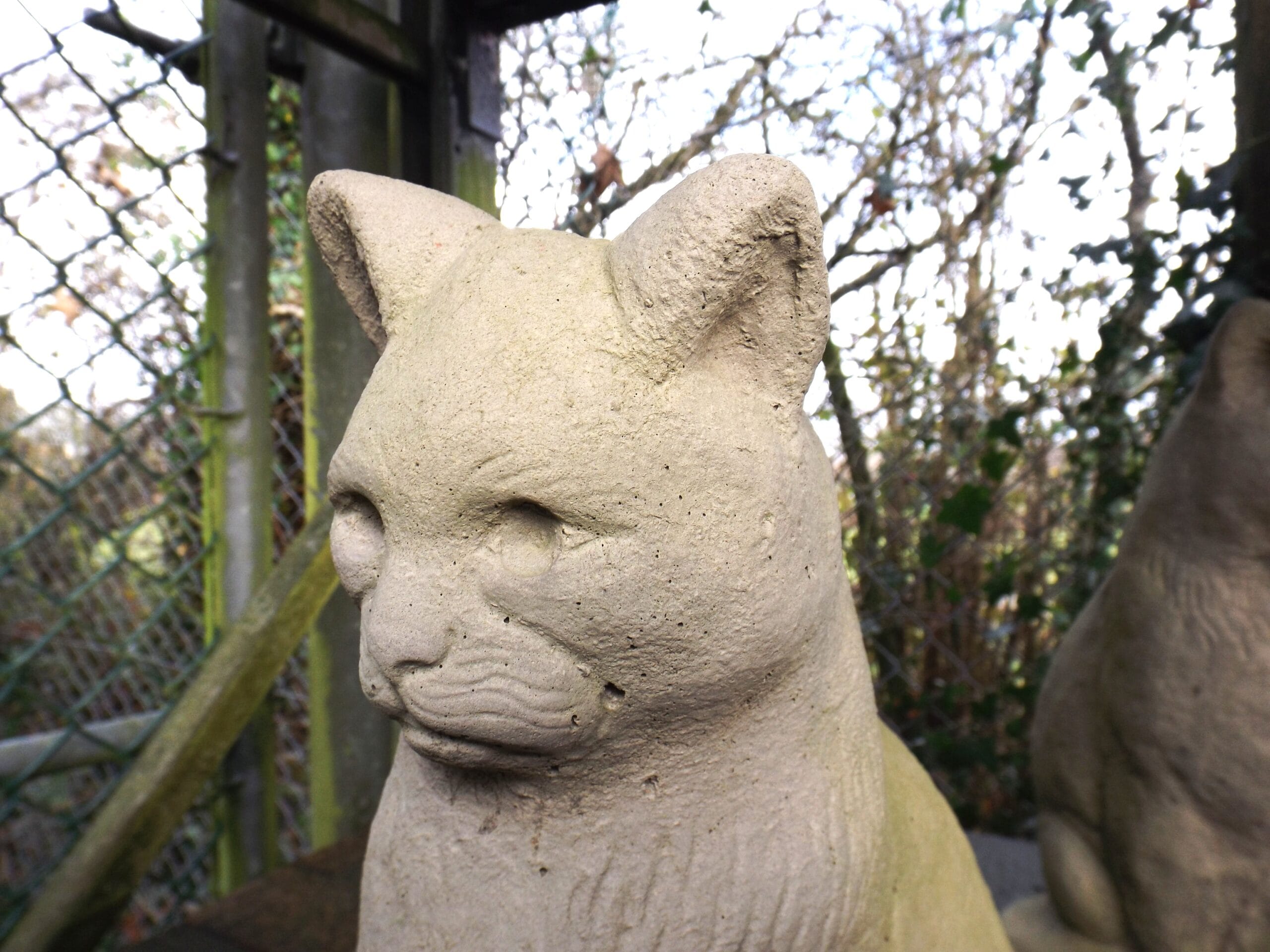 Sitting Cat Statuette - Best Reclamation Animal Garden Ornaments