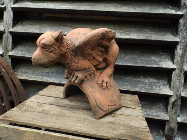 Griffin Finial