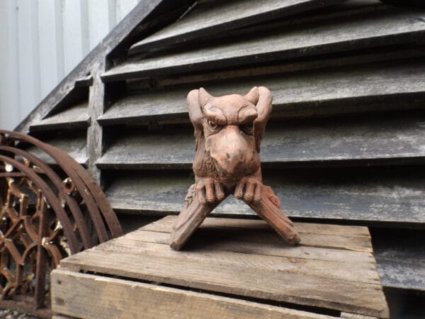 Griffin Finial