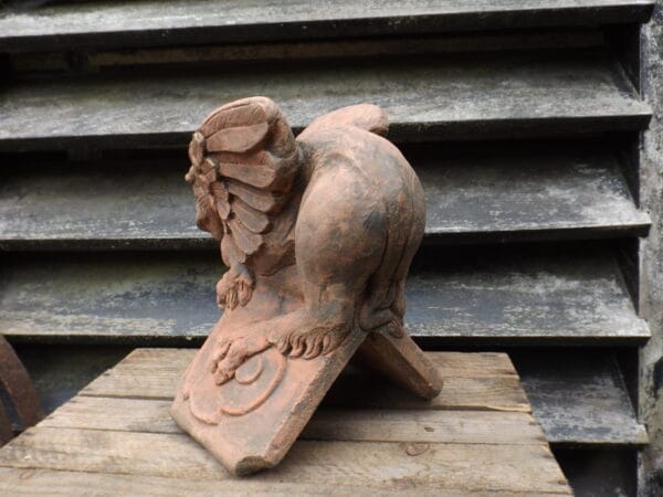 Griffin Finial