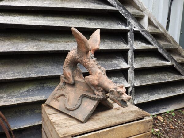 Small Brighton Dragon Finial
