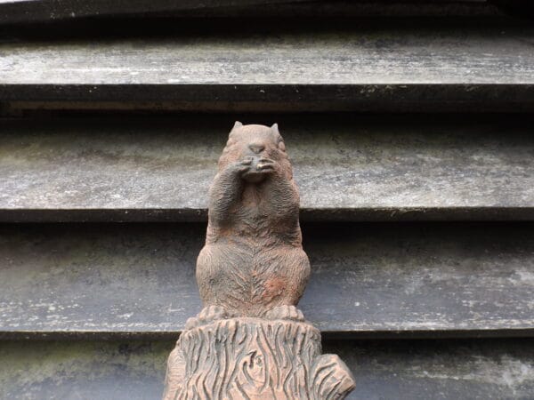 Squirrel Finial