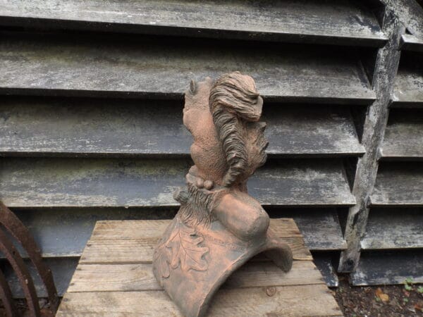Squirrel Finial
