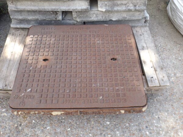 Ductile Iron 750X600 Manhole Cover