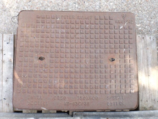 Ductile Iron 750X600 Manhole Cover