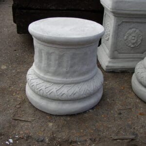 Small Round Plinth