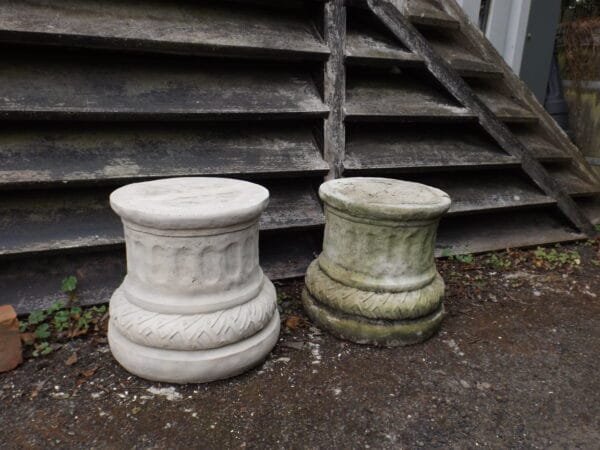 Small Round Plinth