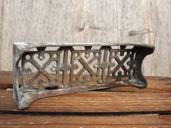 Antique Iron Air Brick