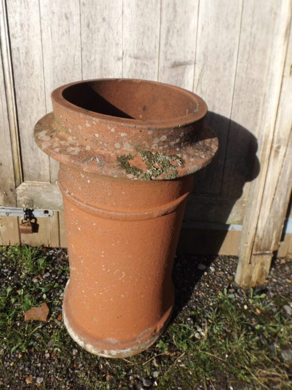 Wide Rimmed Chimney Pot