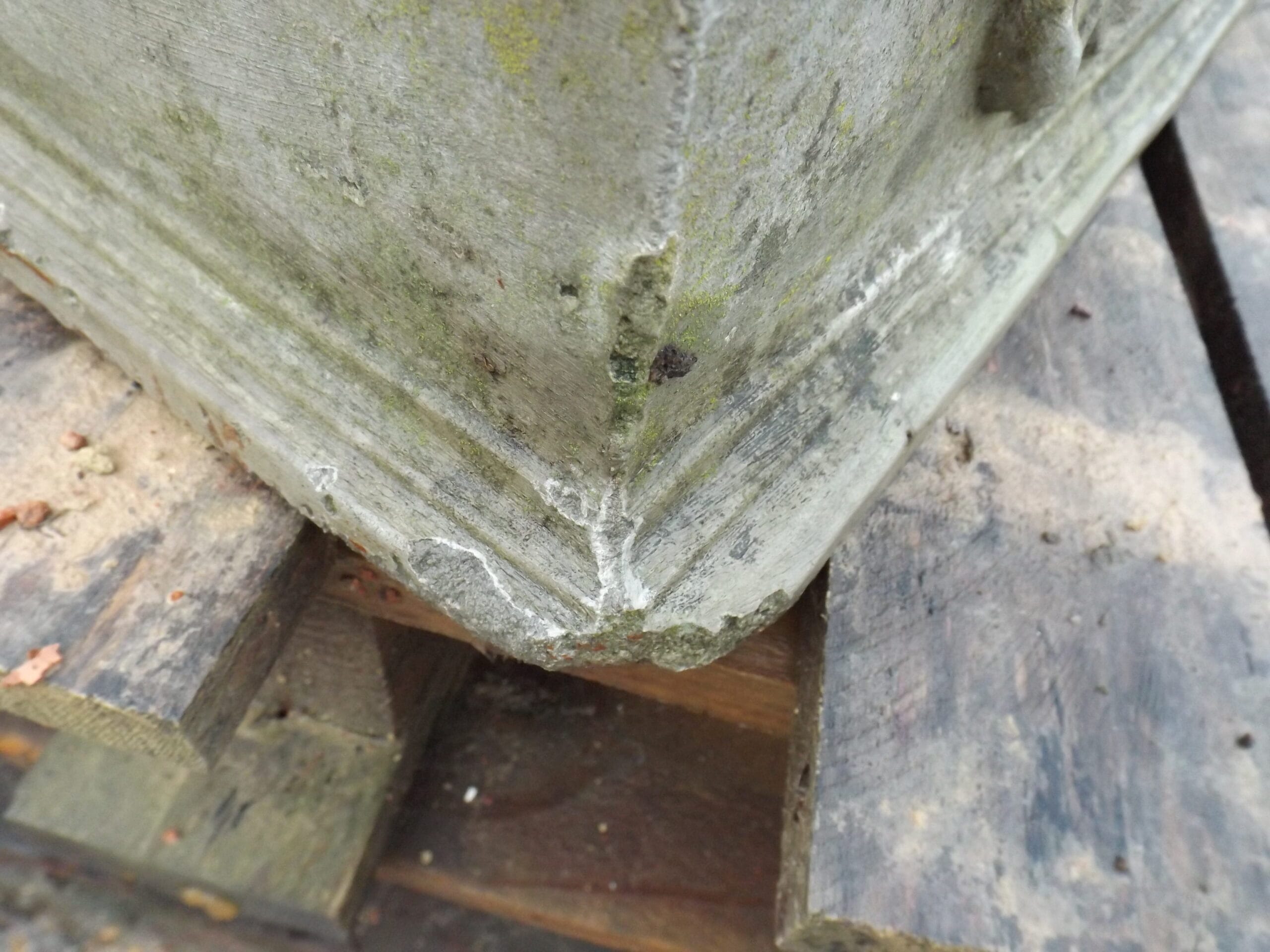 Tudor Rose Planters - Best Reclamation Tudor Rose