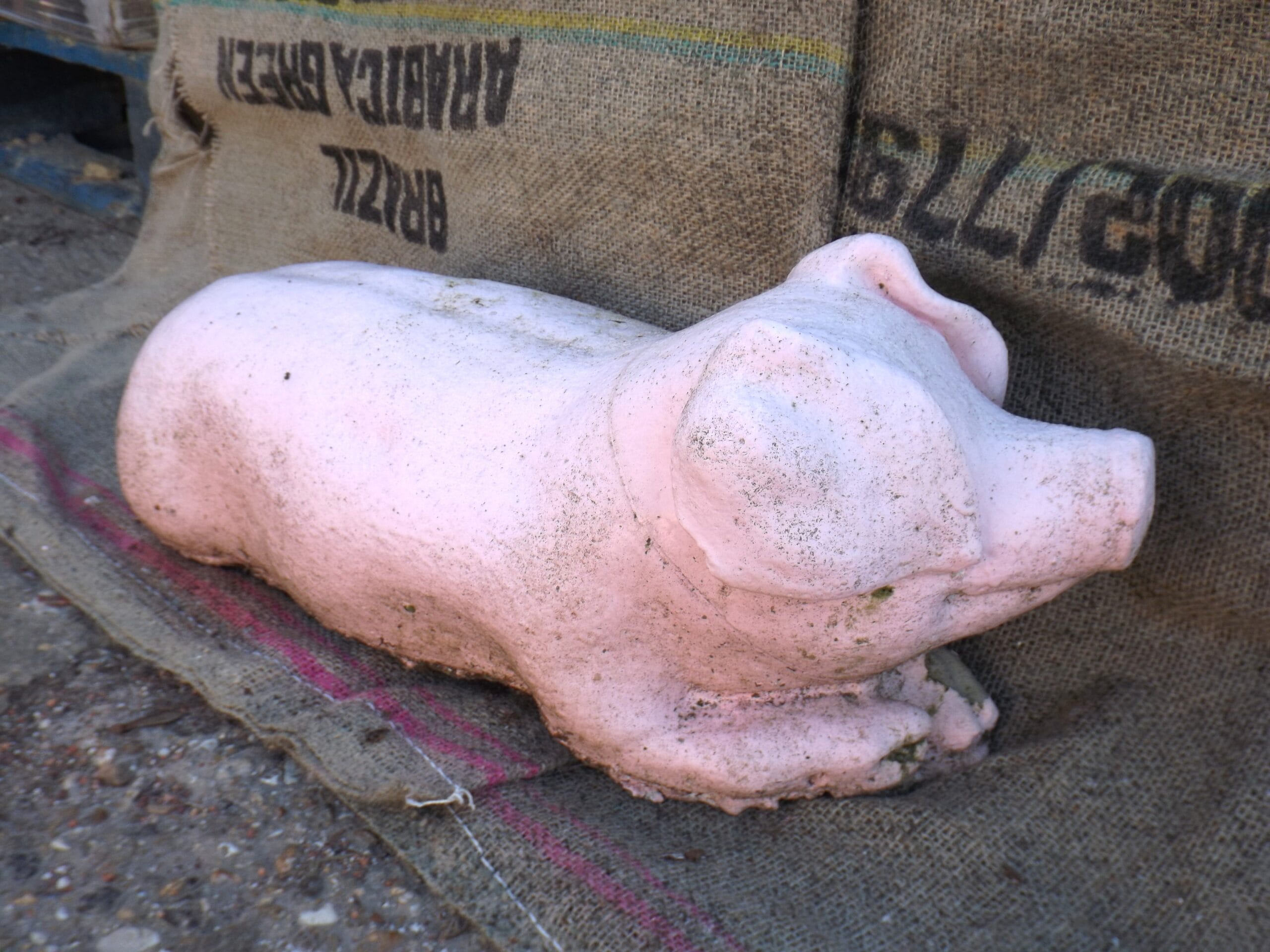 Traditional Laying Pig Statue - Best Reclamation Reclaimed Pig Statue