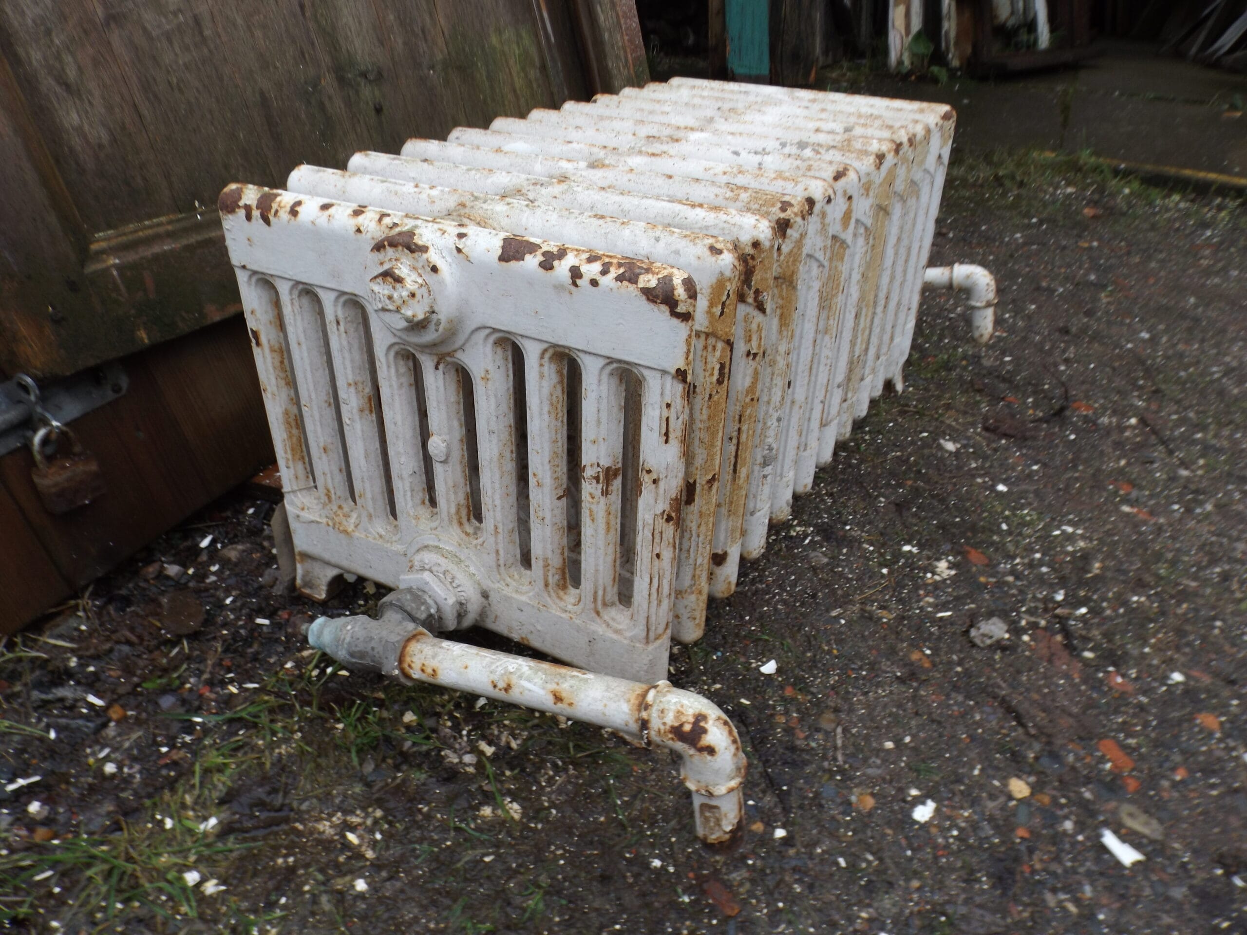 Reclaimed 9 Column Cast Iron Radiator - Best Reclamation Reclaimed Radiators