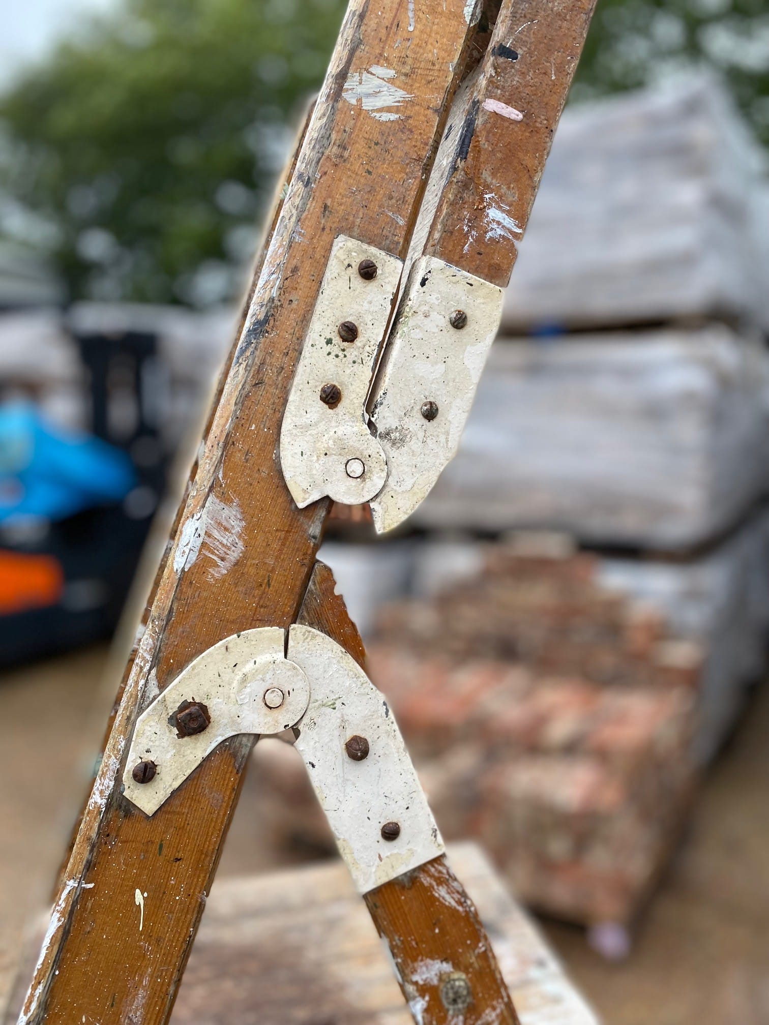 Vintage Decorators Step Ladder