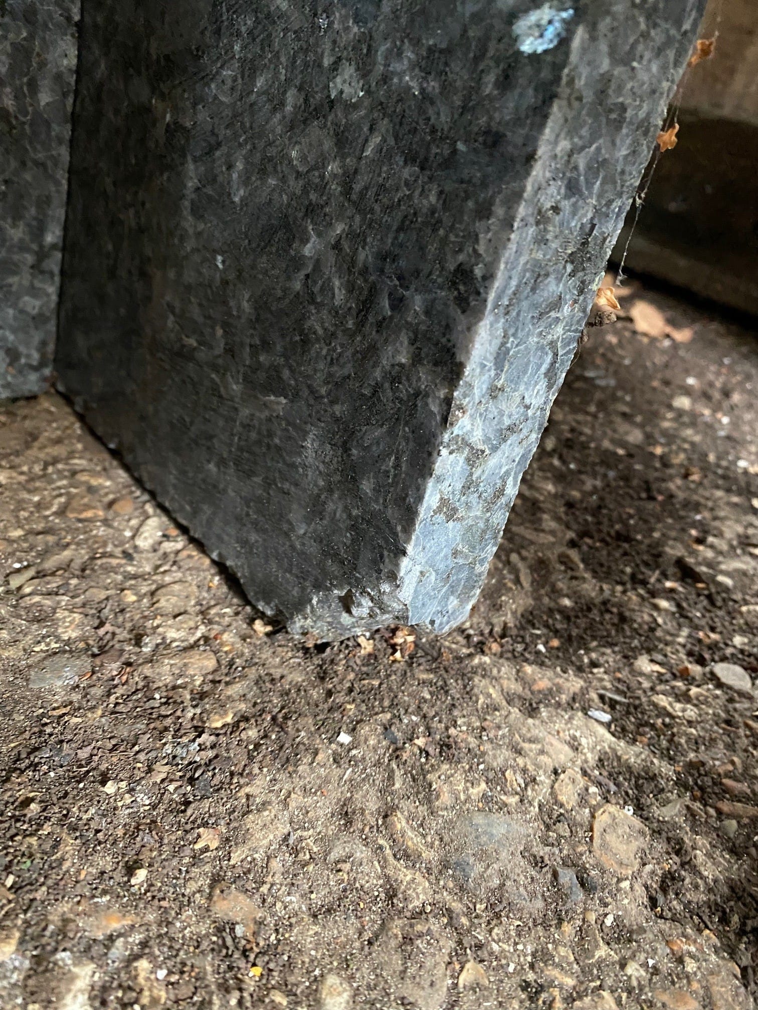 Reclaimed Granite Worktop - Best Reclamation A Damaged Corner Of A Salvaged Granite Worktop.
