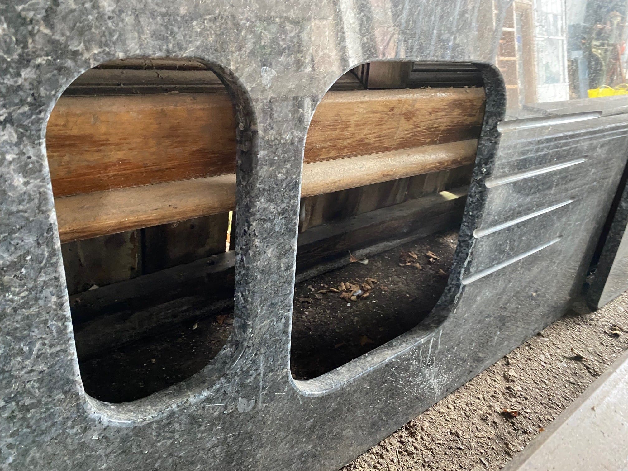 Reclaimed Granite Worktop - Best Reclamation A Large And Small Sink Hole Cut Into A Reclaimed Granite Countertop.